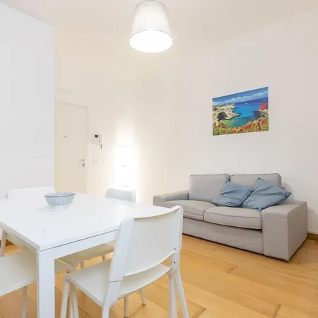 Bilocale Corso Italia 699 3° Piano Holiday home *